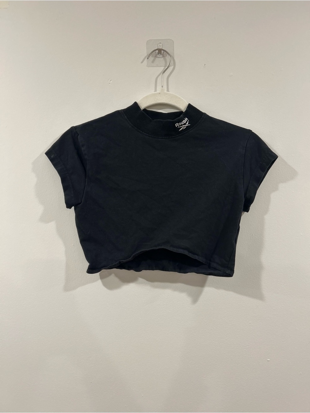 Reebok Cropped Workout Top